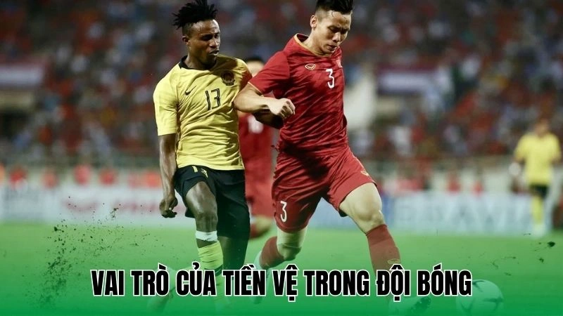 Vai trò tiền vệ bóng đá